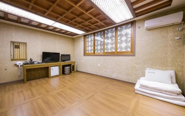 Jeonju Hanok Hotel Kung Extérieur photo