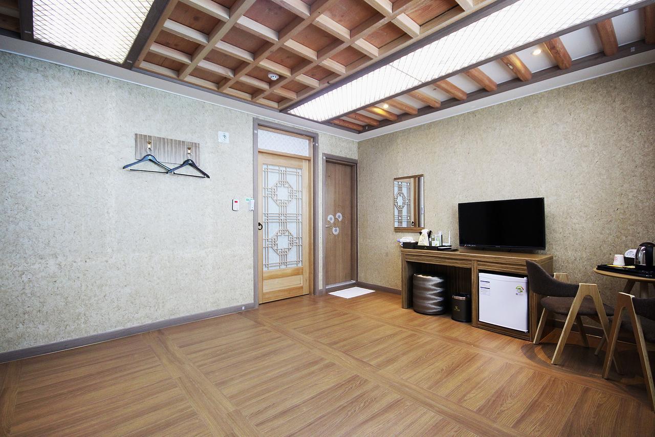 Jeonju Hanok Hotel Kung Extérieur photo