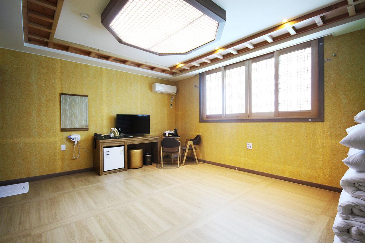 Jeonju Hanok Hotel Kung Extérieur photo