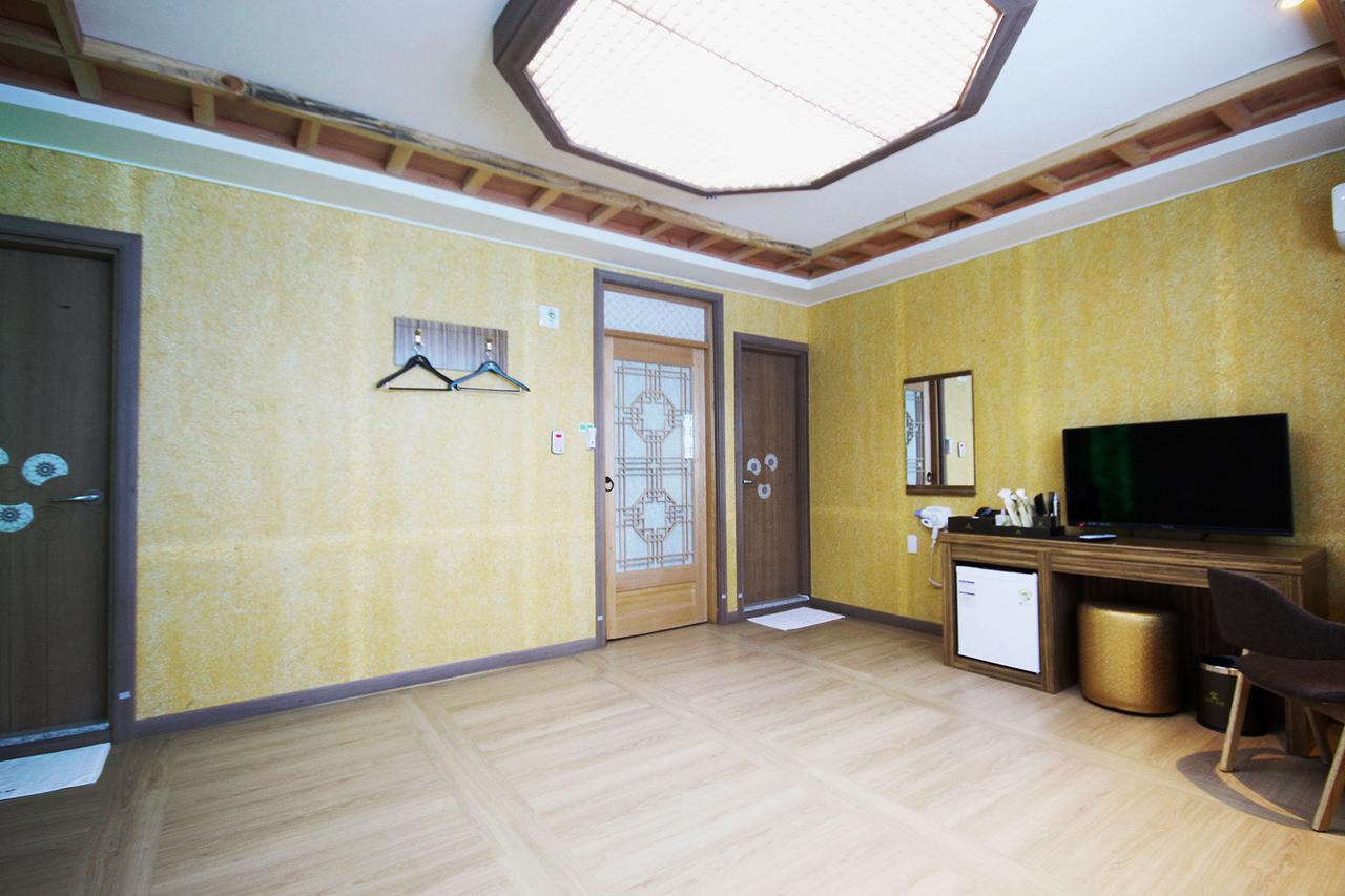 Jeonju Hanok Hotel Kung Extérieur photo
