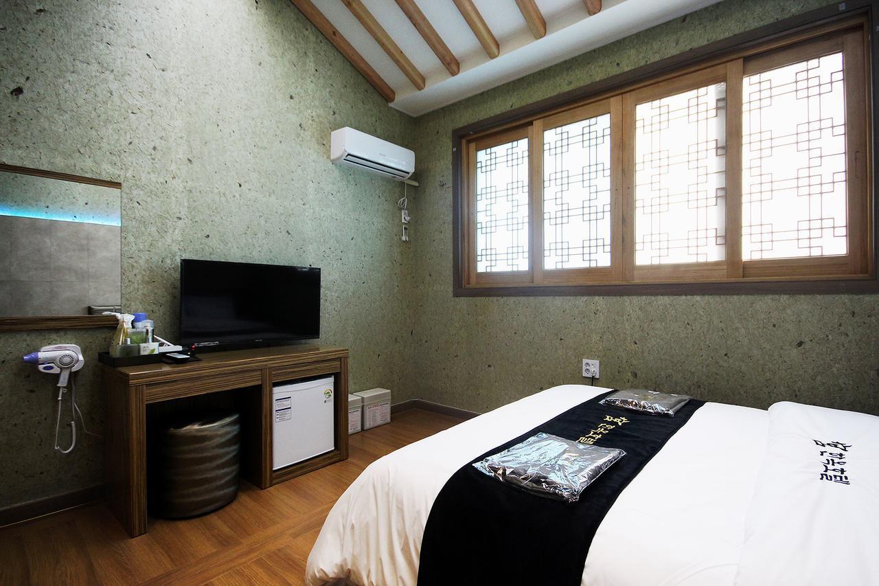 Jeonju Hanok Hotel Kung Extérieur photo